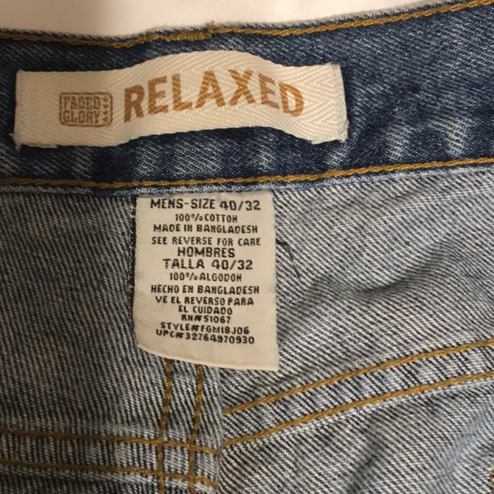 Men’s Jeans - Picture 2 of 3